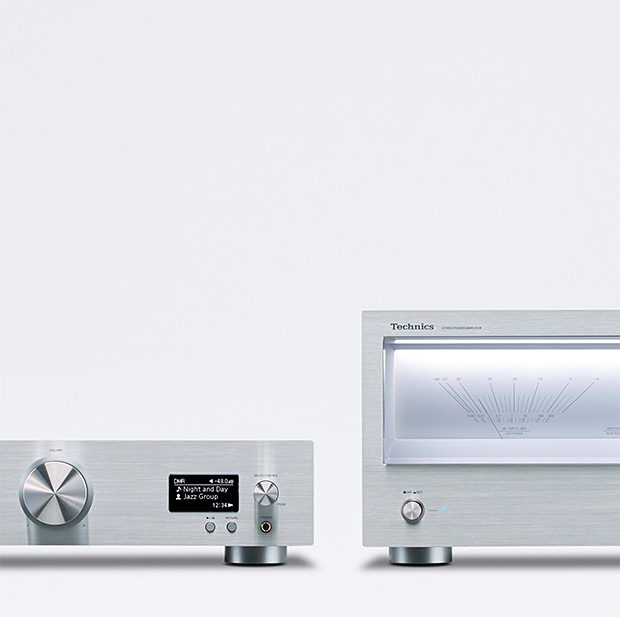 Technics Reference Class R1 Series and Premium Class C700 Series