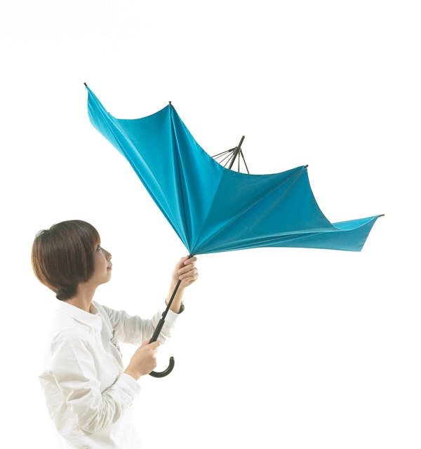 UnBRELLA – Reverse Closing Umbrella