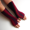 Red and burgundy fingerless gloves marsala colors